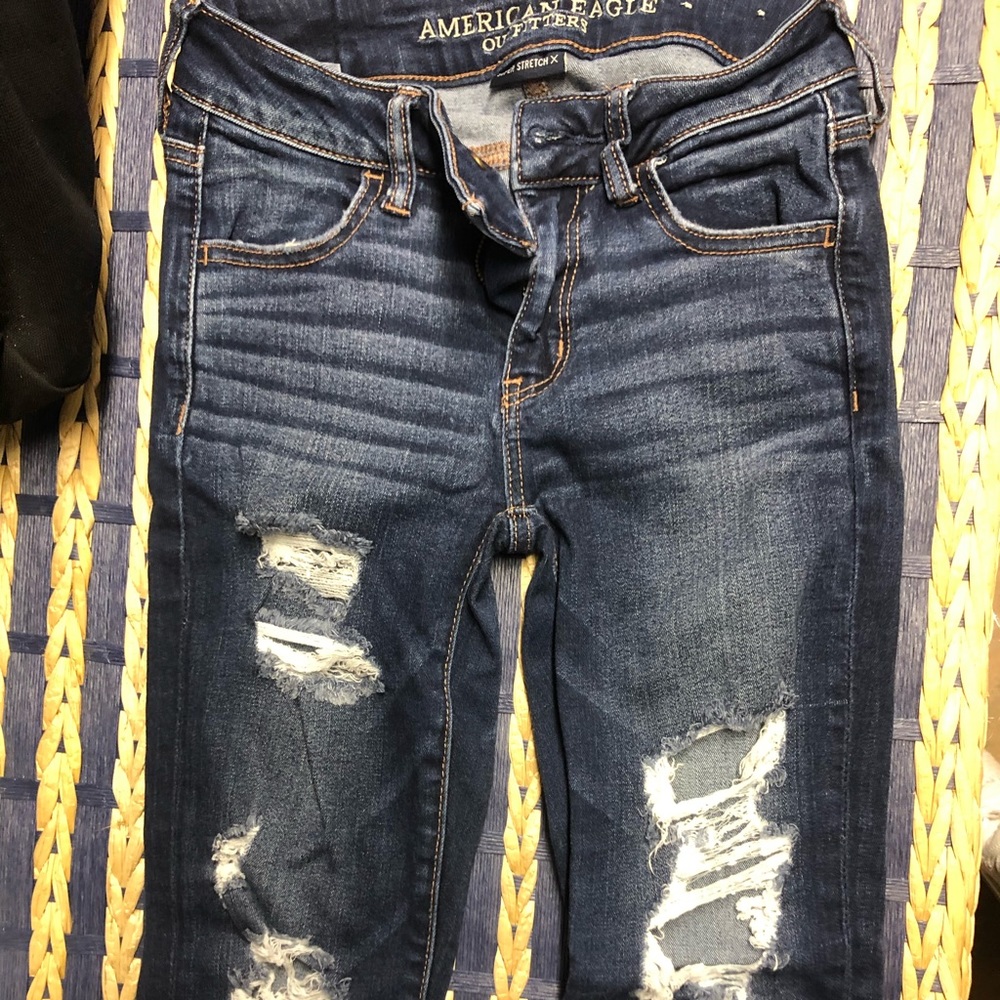 Ripped skinny jeans